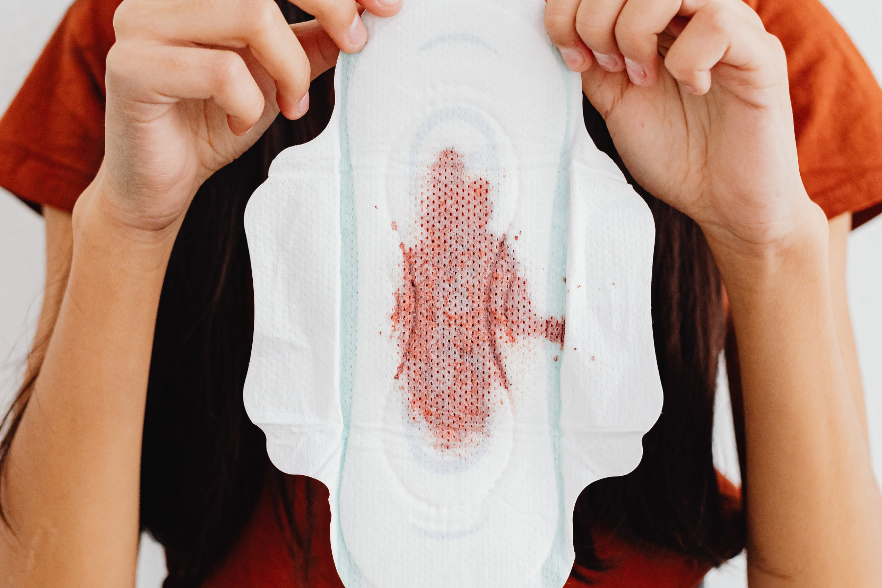 The meaning behind your period blood color - Nona Woman