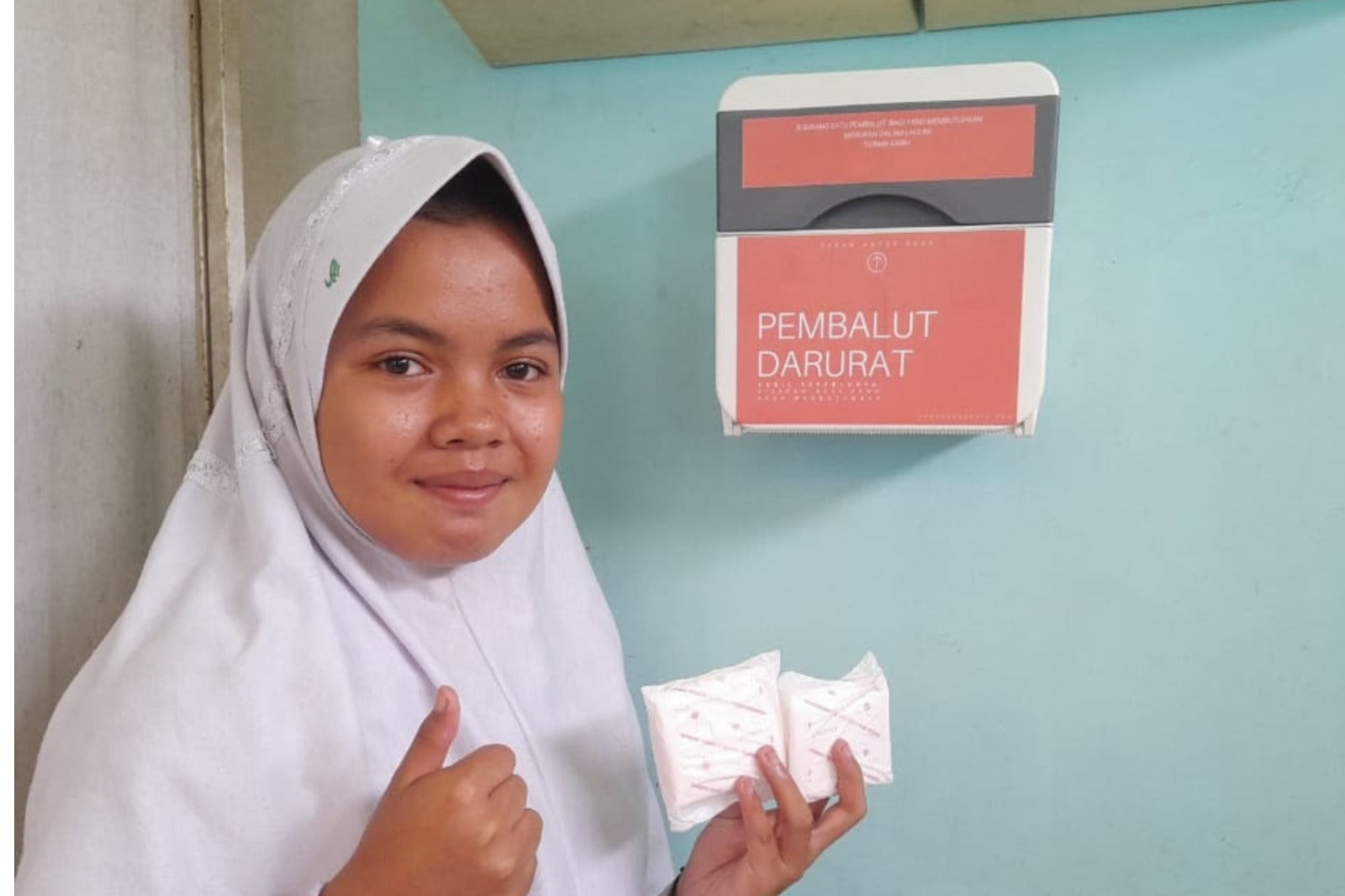 Kebutuhan Kotak Pembalut Gratis di Tempat Umum - Nona Woman